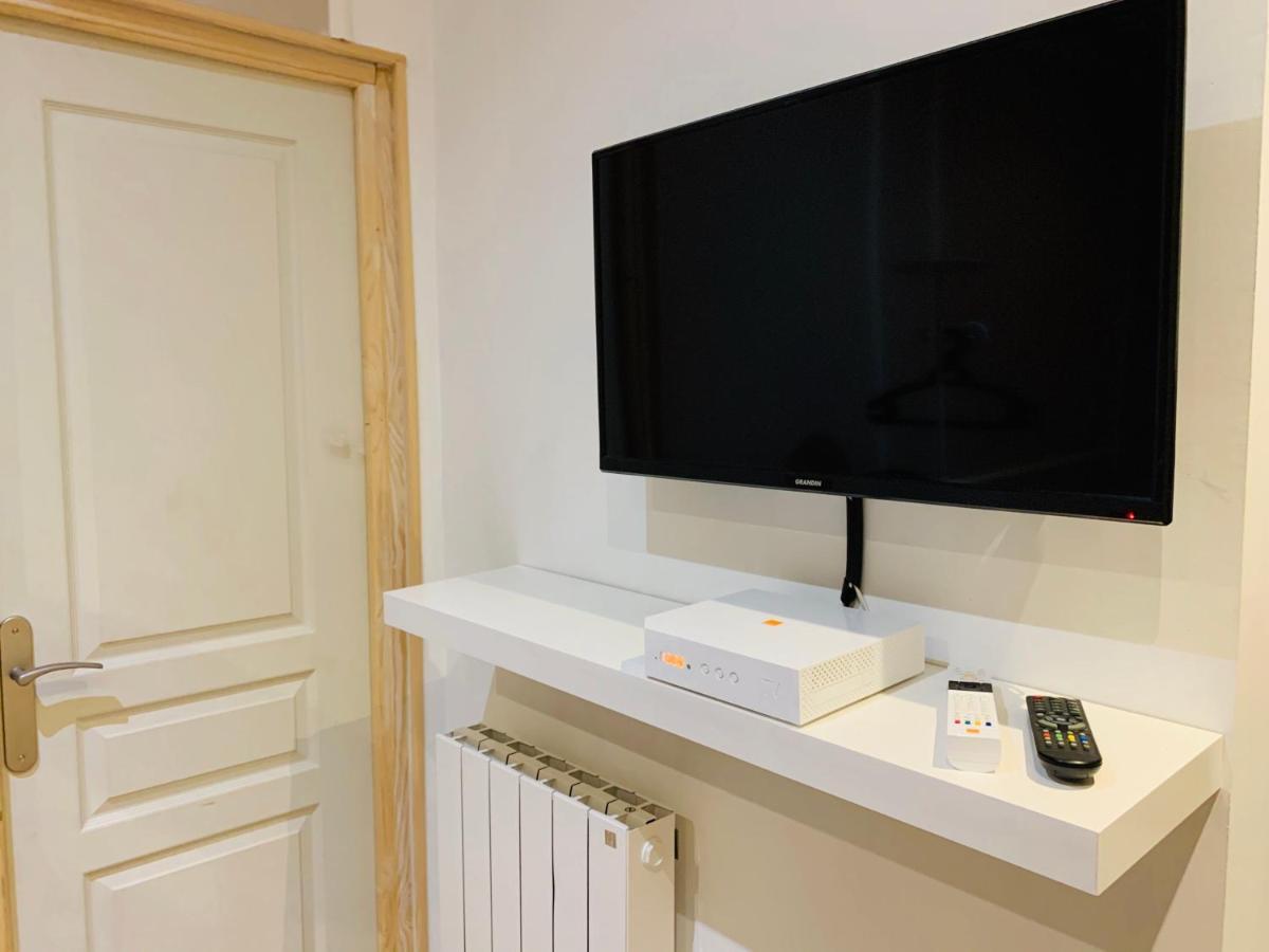 Zola Studio Fenetre Aveugle Aix-en-Provence Exteriör bild