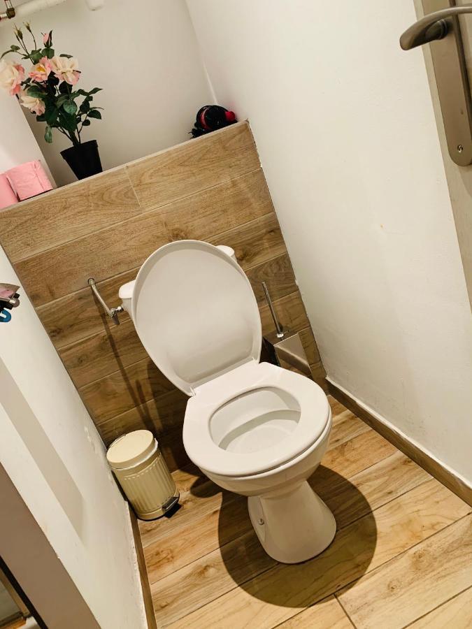 Zola Studio Fenetre Aveugle Aix-en-Provence Exteriör bild
